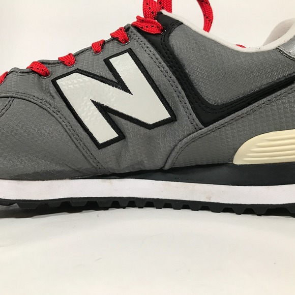 New Balance 574 Grey Red ML574WB2 Mens 11 Athletic Running Shoes No Insoles - Picture 9 of 15